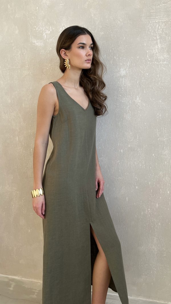 длинное платье с разрезом