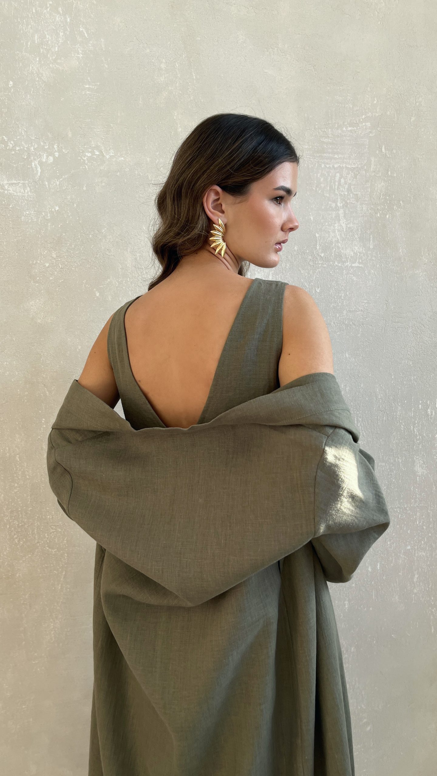 длинное платье с разрезом