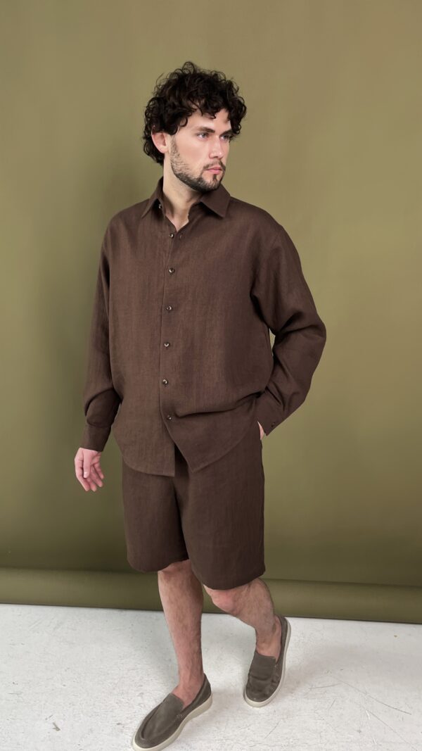 Льняные мужские шорты бермуды