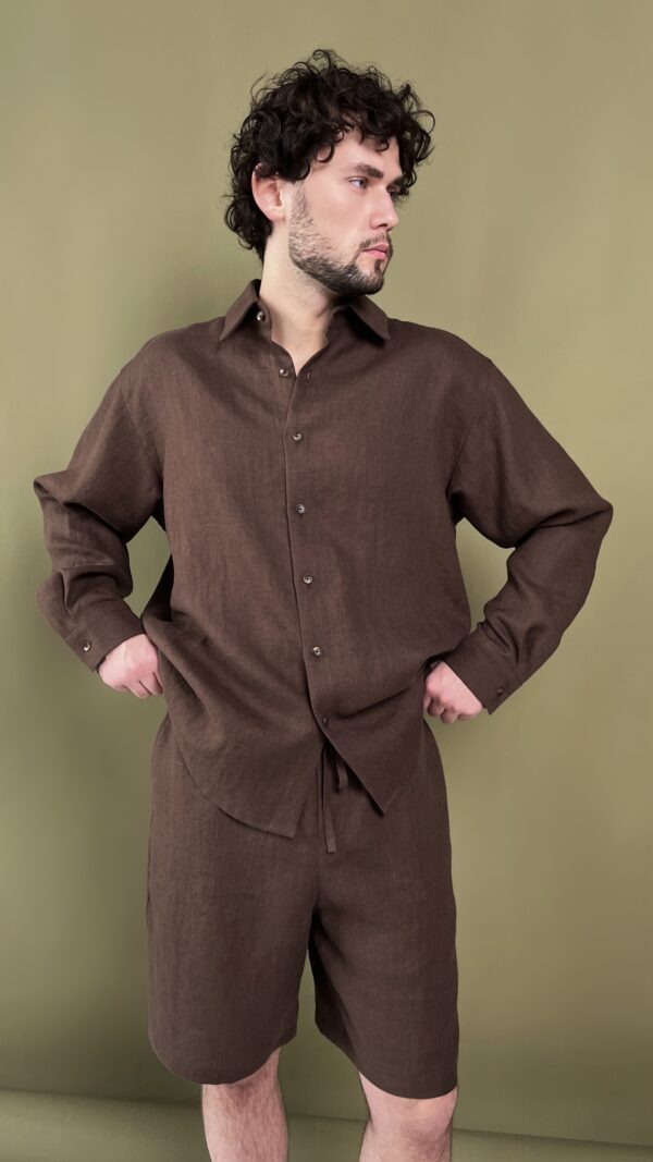 Льняные мужские шорты бермуды