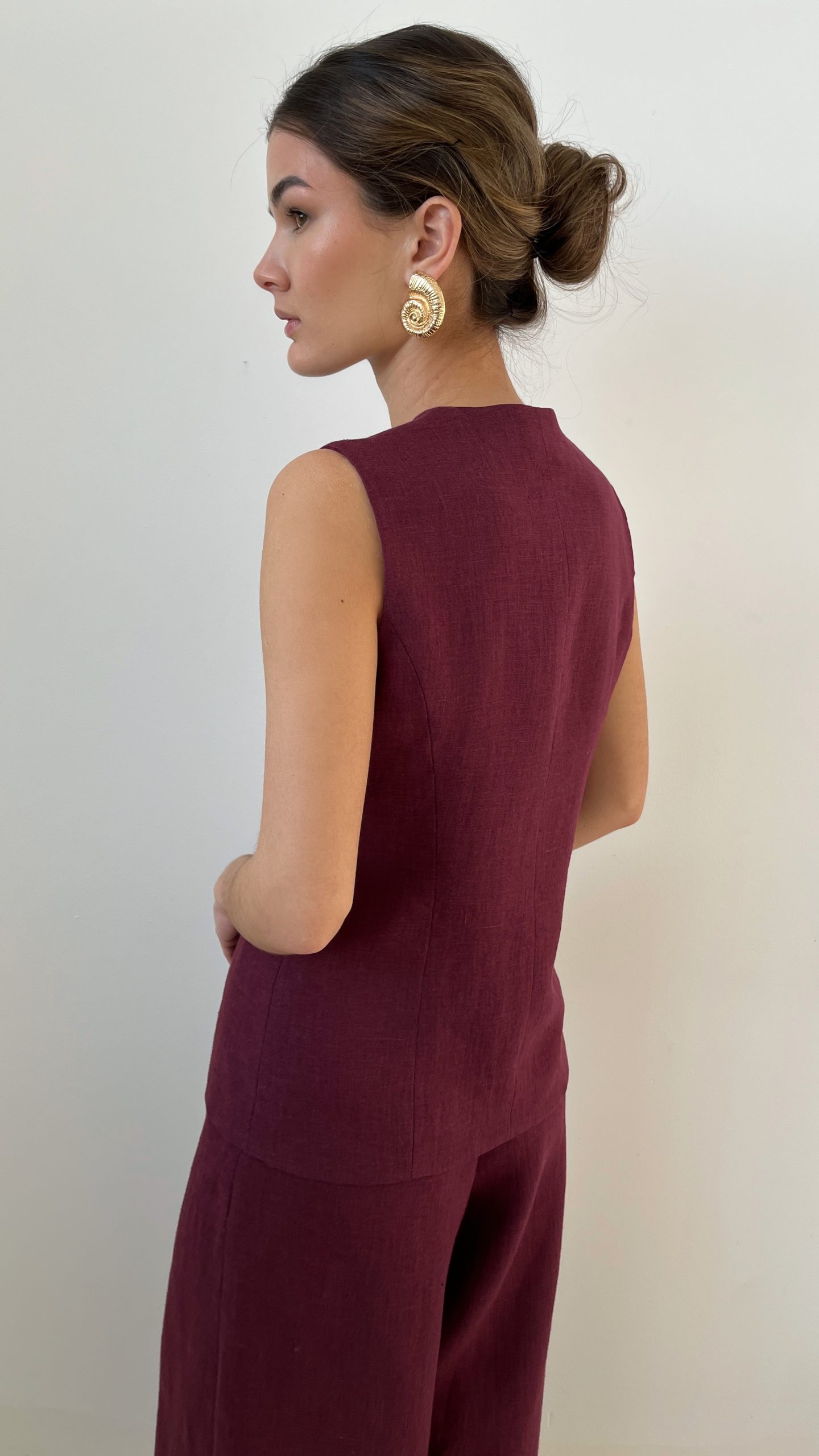 жилет удлиненный льняной