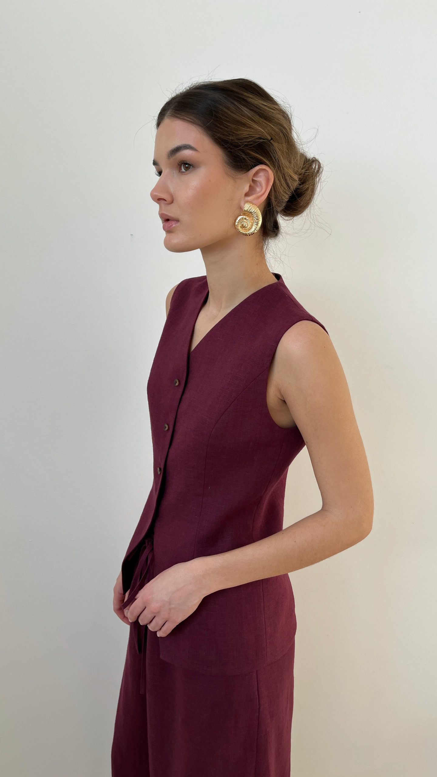 жилет удлиненный льняной