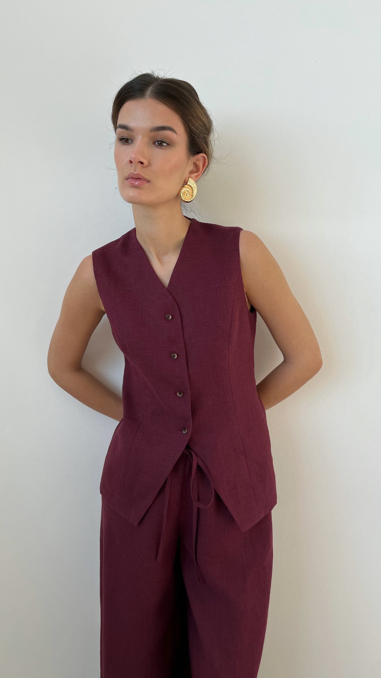 жилет удлиненный льняной